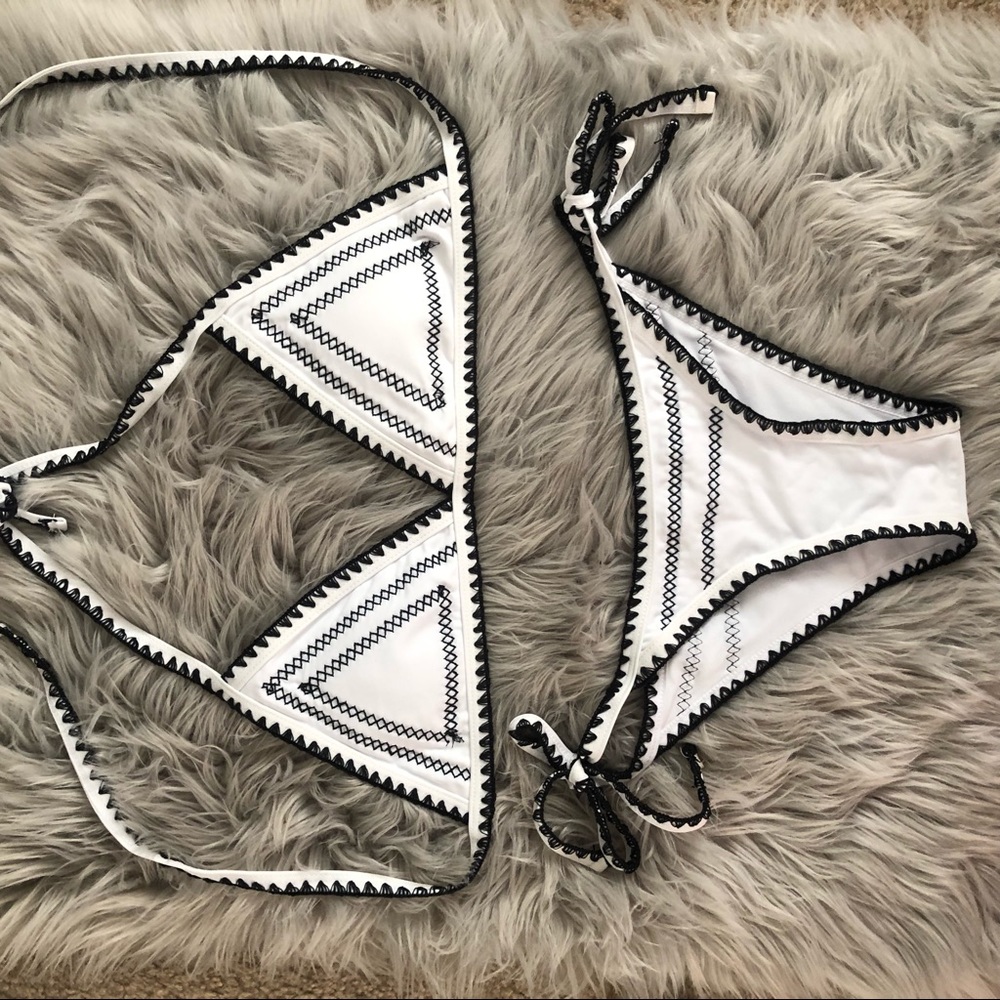 Black & white string bikini